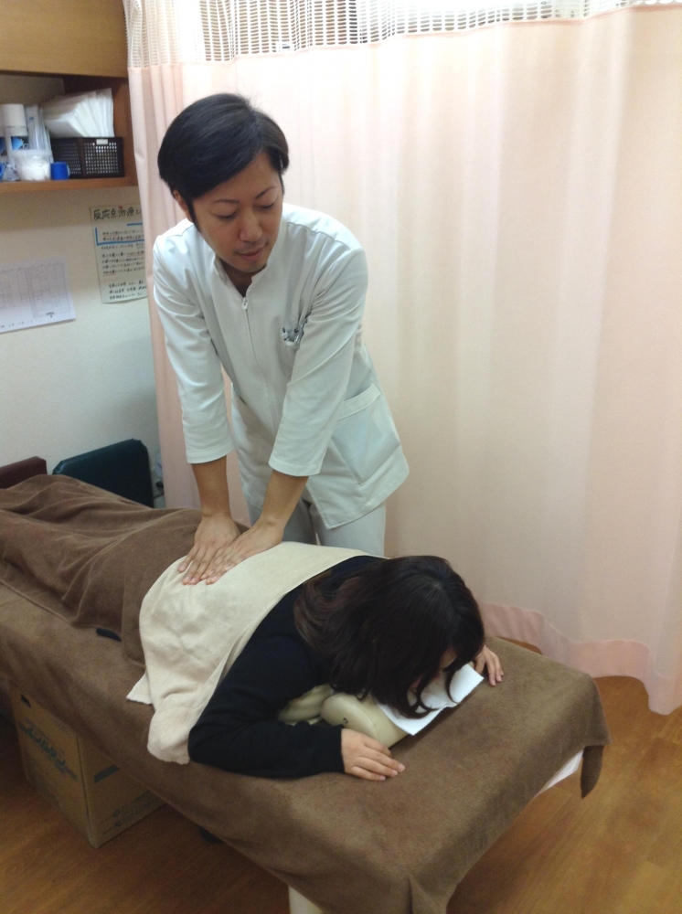 すみれ鍼灸整骨院　施術
